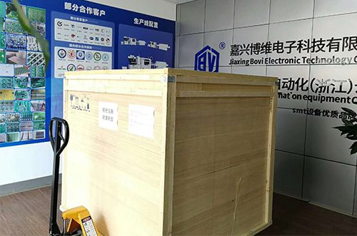 安徽客戶SMT設(shè)備專車送貨，貨到上門安裝調(diào)試